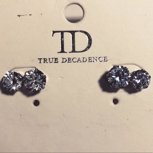 Cubic stud earrings (2 set)